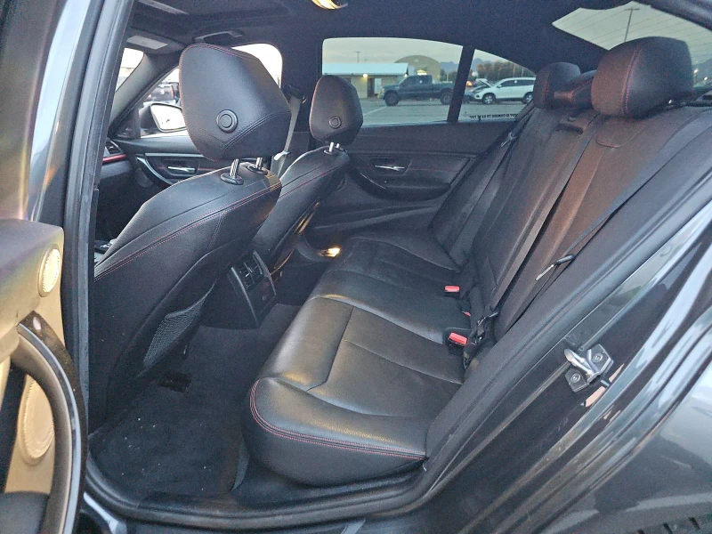 BMW 335 I / M-PACK / HEADUP / HARMAN / ПОДГРЕВИ, снимка 11 - Автомобили и джипове - 52694210