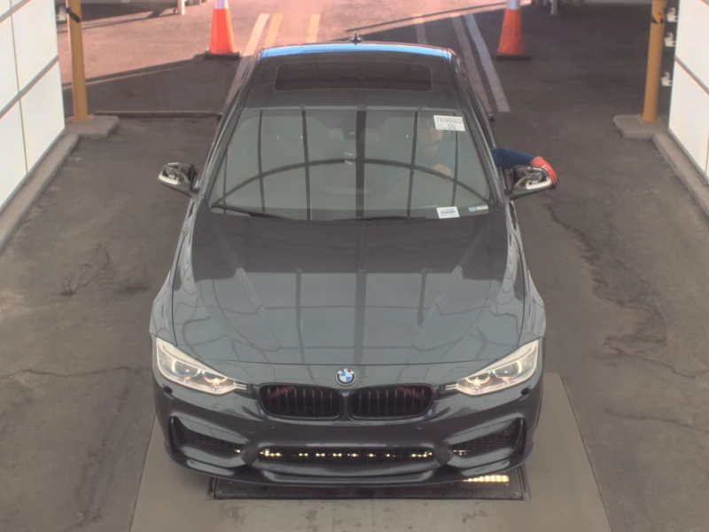 BMW 335 I / M-PACK / HEADUP / HARMAN / ПОДГРЕВИ, снимка 2 - Автомобили и джипове - 52694210