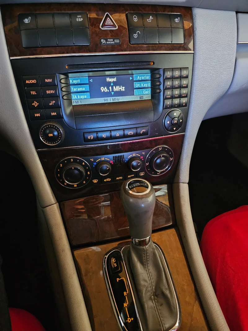 Mercedes-Benz C 200 FULL ELEGANCE Facelft, снимка 5 - Автомобили и джипове - 52968819