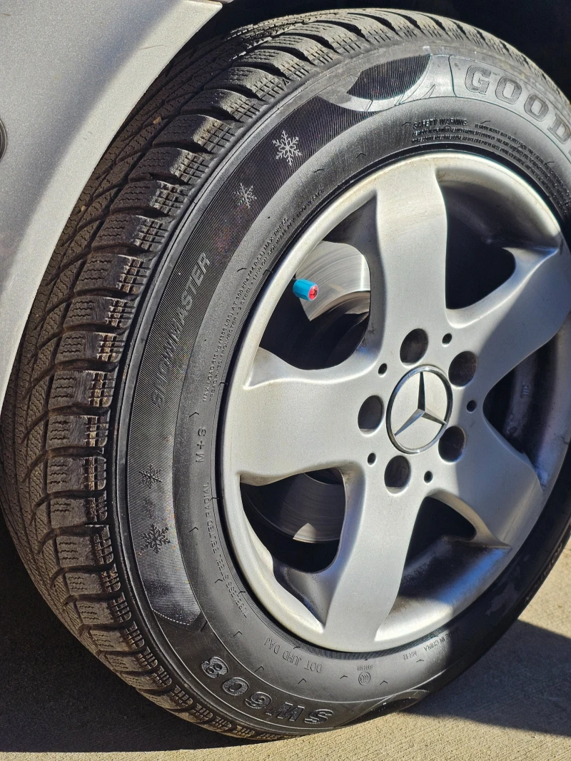 Mercedes-Benz C 200 FULL ELEGANCE Facelft, снимка 9 - Автомобили и джипове - 52968819