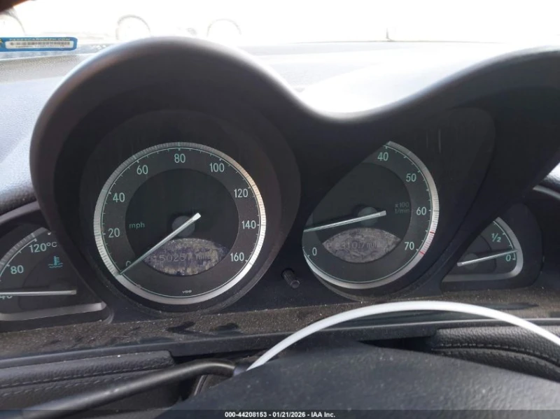 Mercedes-Benz SL 500 5.0L V-8 , 302HP Rear Wheel Drive, снимка 12 - Автомобили и джипове - 53570772