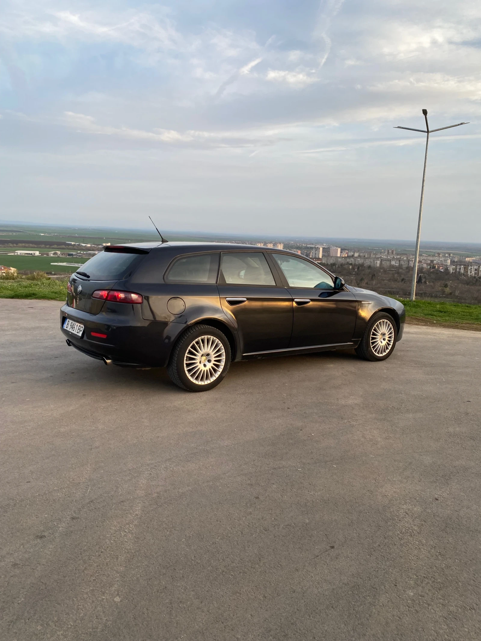 Alfa Romeo 159 sportwagon  - изображение 2