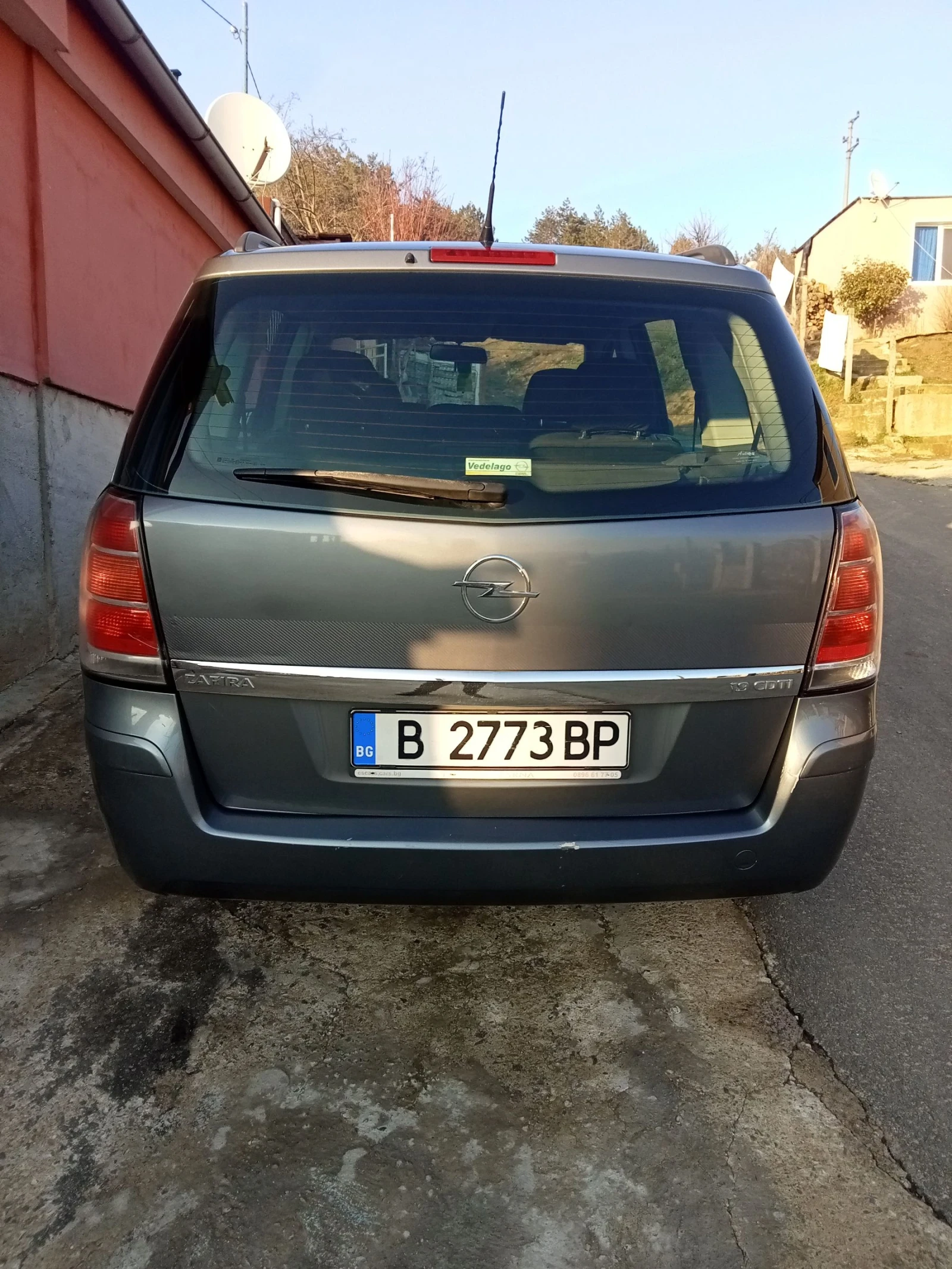 Opel Zafira  - изображение 8