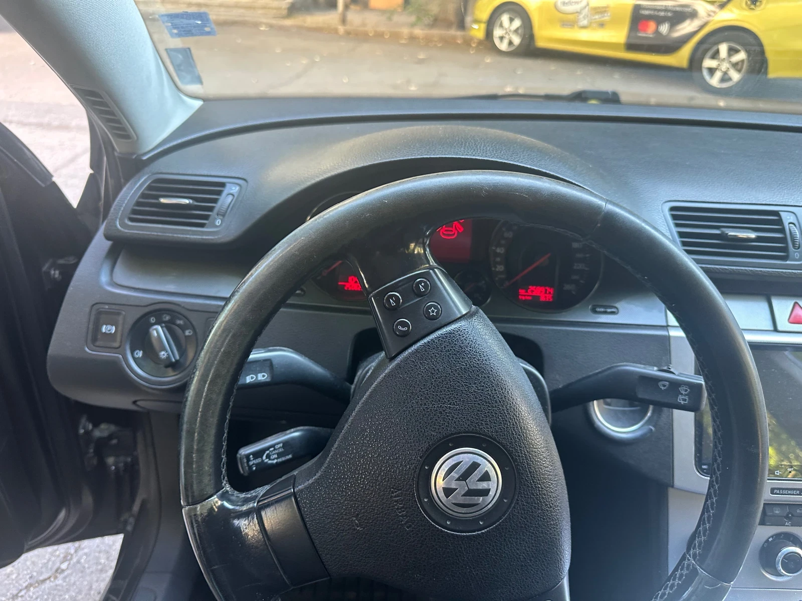 VW Passat  - изображение 9