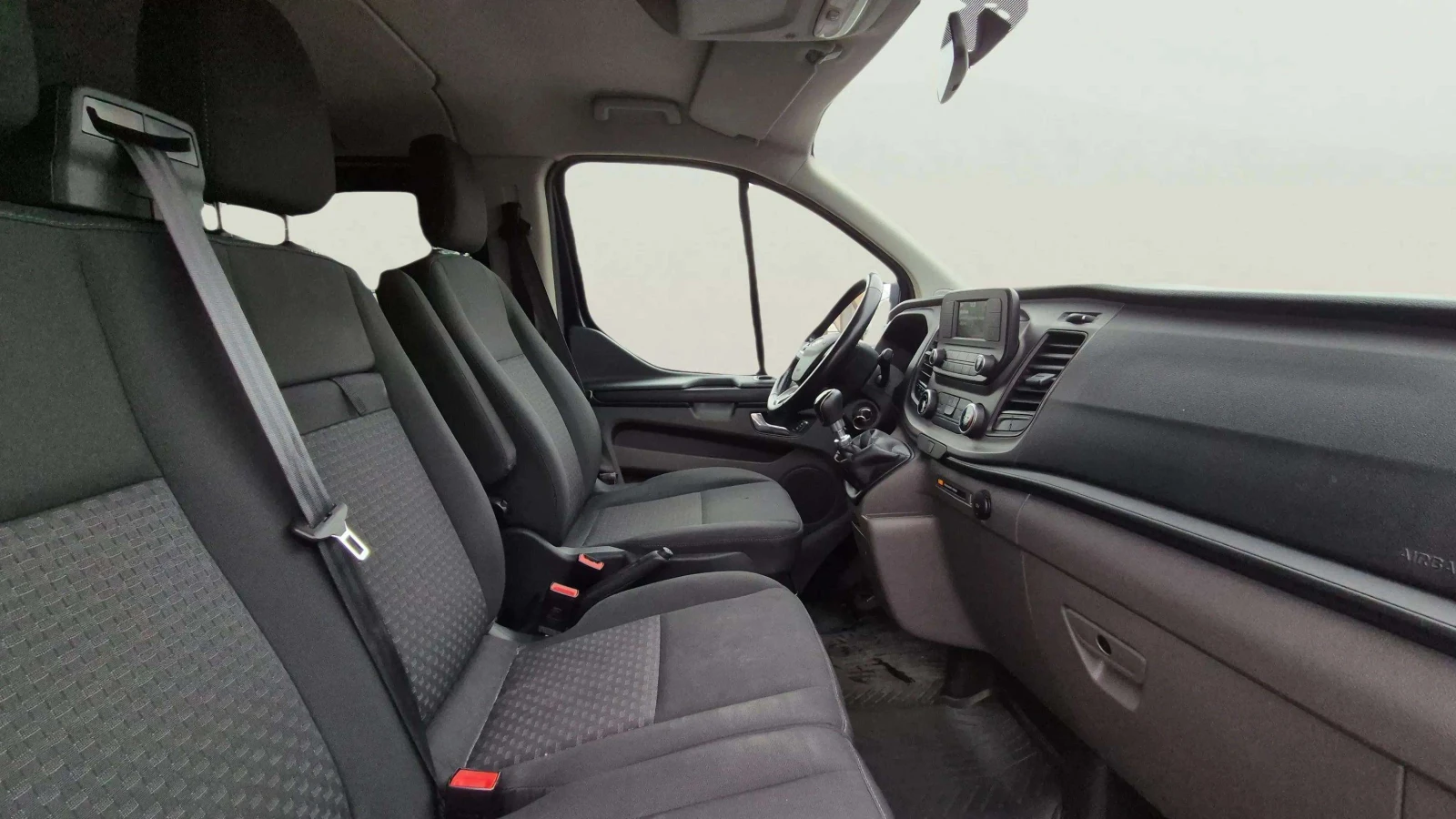 Ford Transit Custom 2.0 TDCi - изображение 10