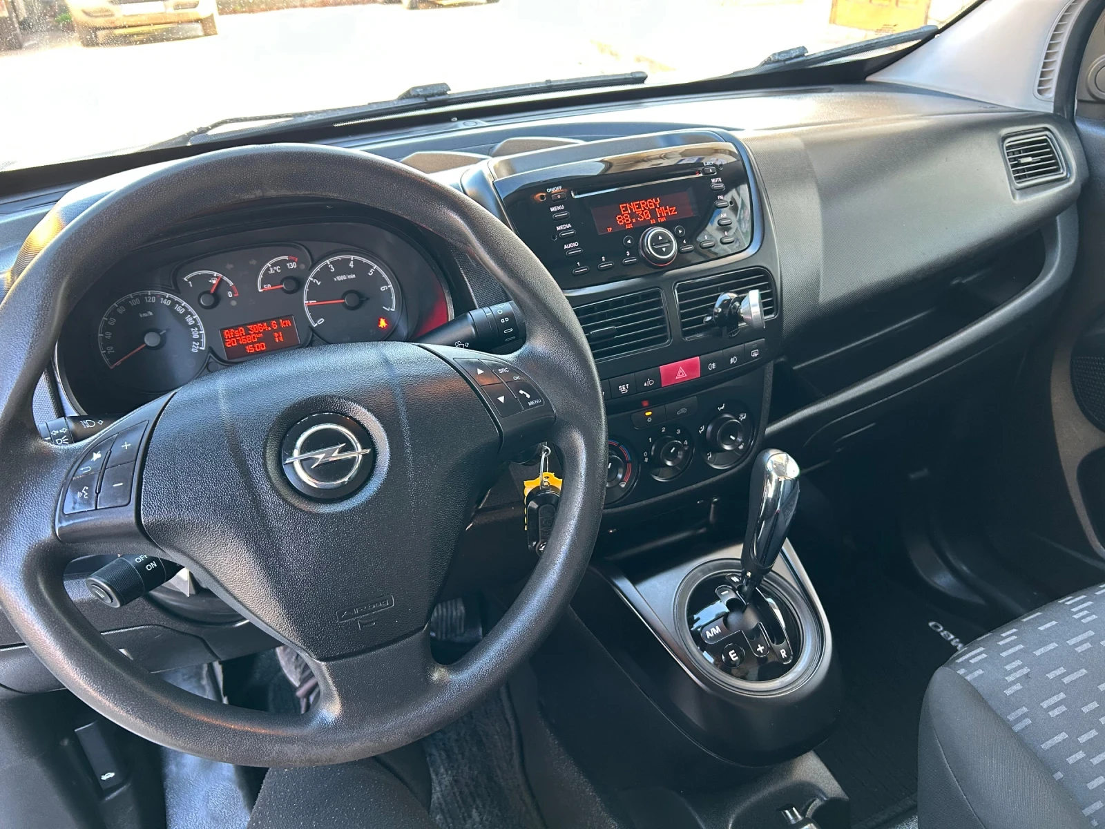 Opel Combo 1.6CDTi  207.. | Mobile.bg   12