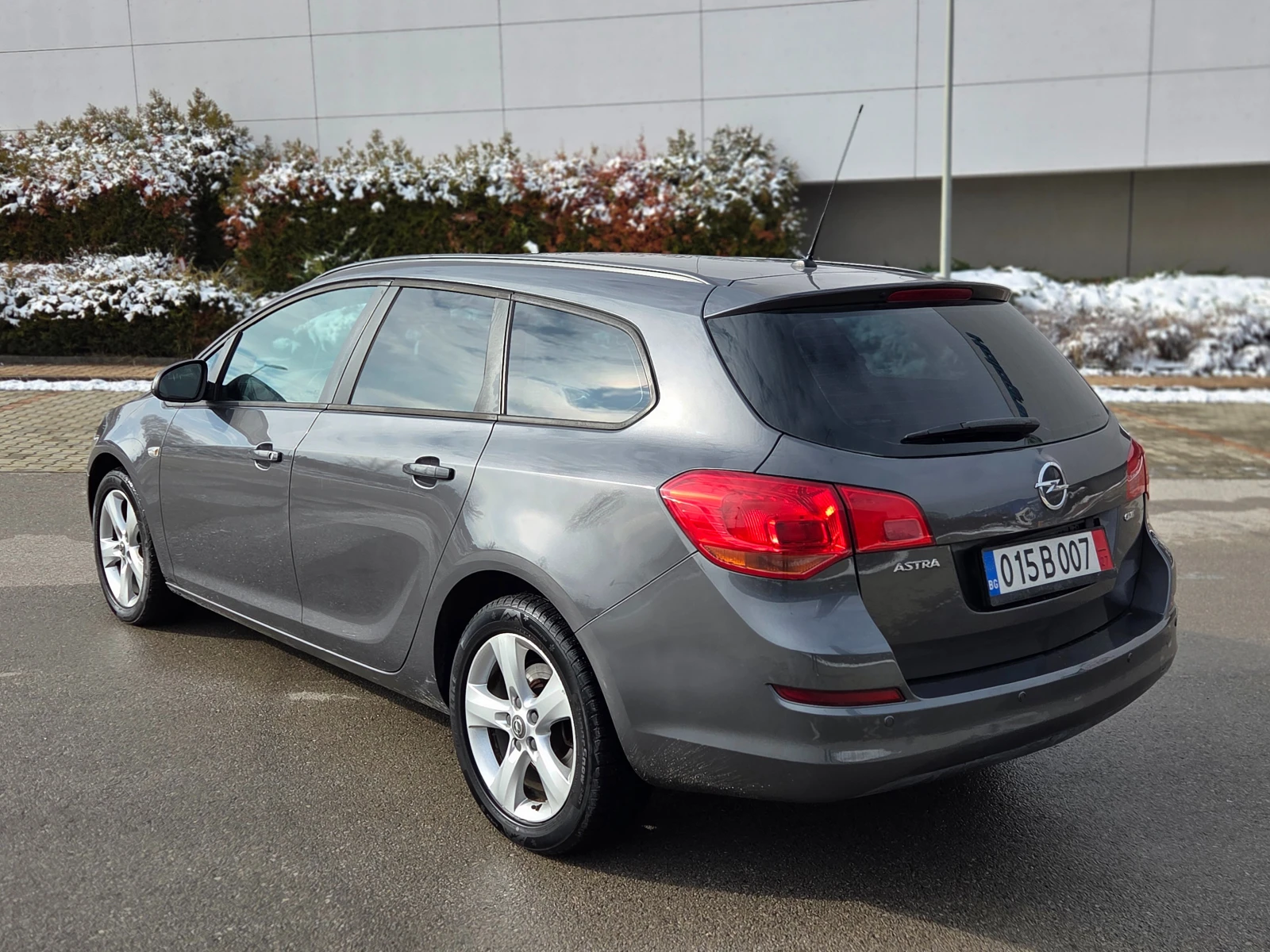 Opel Astra 1.7CDTi 110к.с. ОТЛИЧНА - изображение 6
