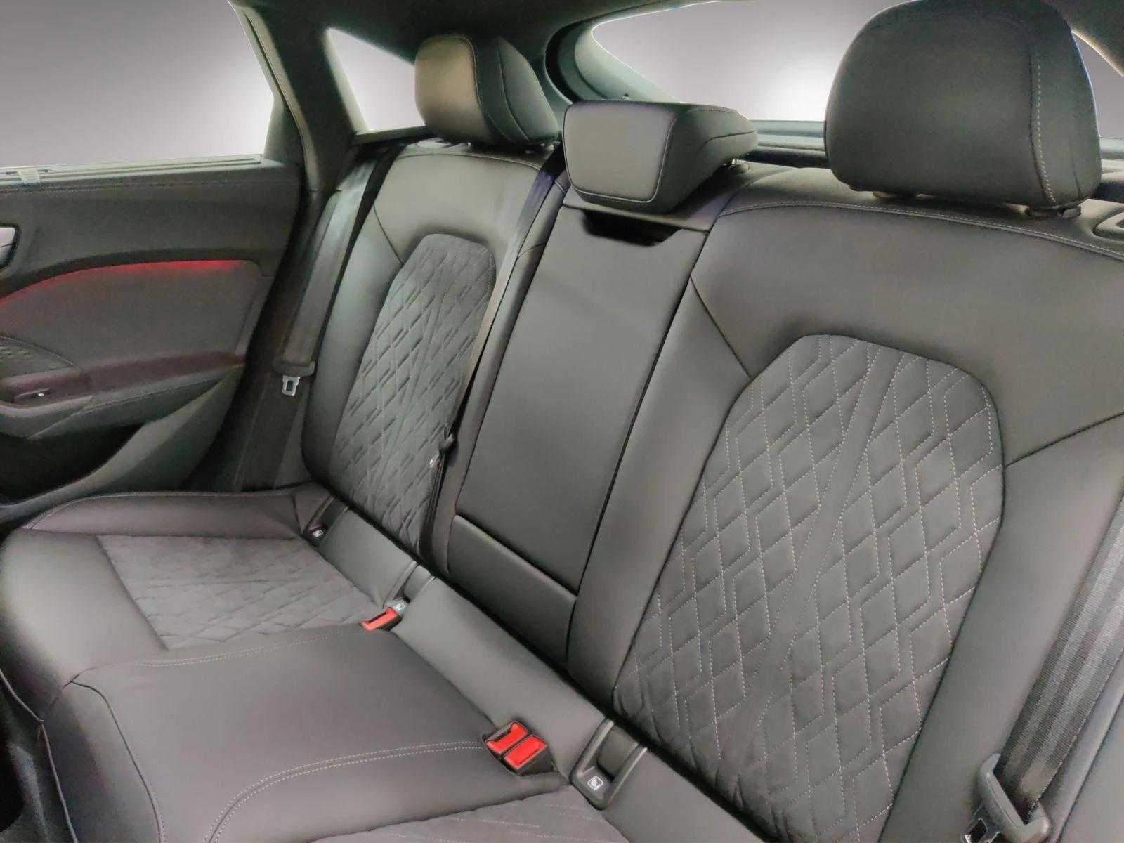 Audi A5 40 TFSI/QUATTRO/NEW MODEL/S-LINE/360/MMI DISPLAY/ | Mobile.bg � ����������� 14