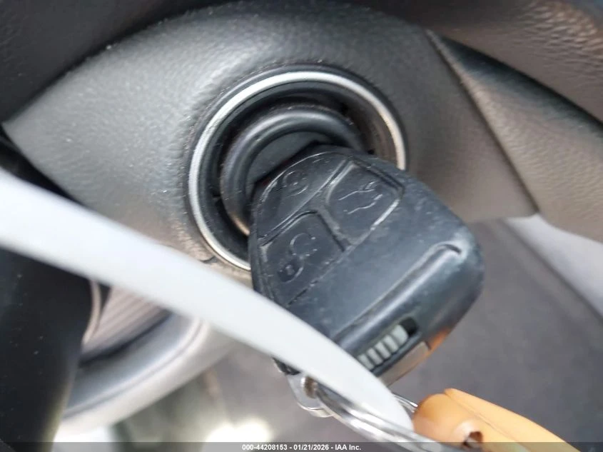 Mercedes-Benz SL 500 5.0L V-8 , 302HP Rear Wheel Drive - изображение 3