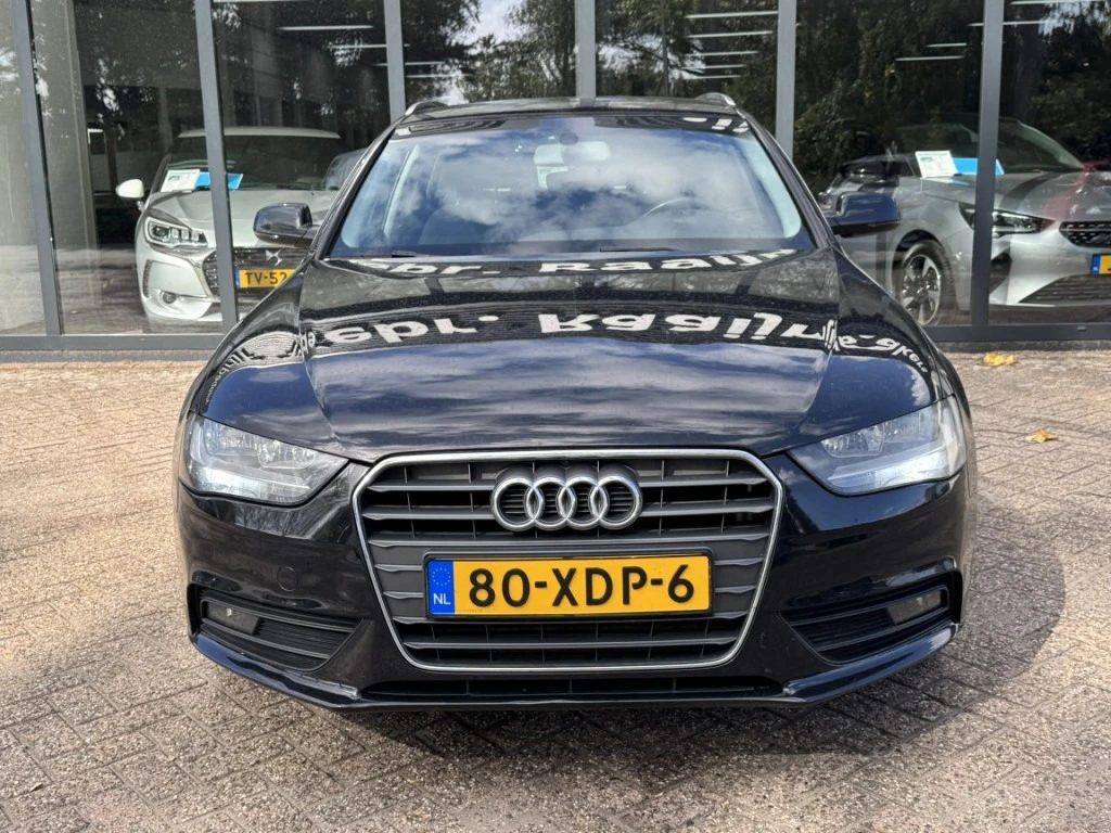 Audi A4 Avant 1.8 TFSI Pro Line* NAVI* Сервизна книжка* 