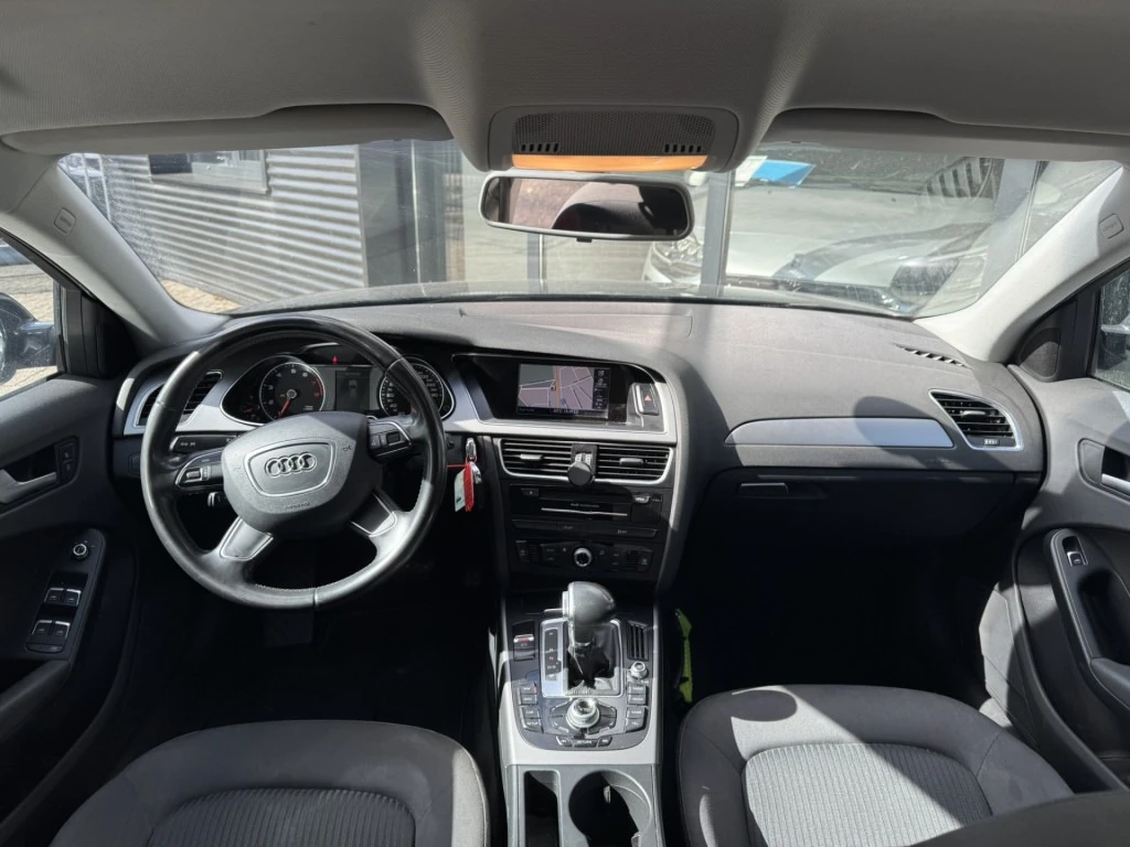 Audi A4 Avant 1.8 TFSI Pro Line* NAVI* Сервизна книжка* , снимка 13 - Автомобили и джипове - 53631750