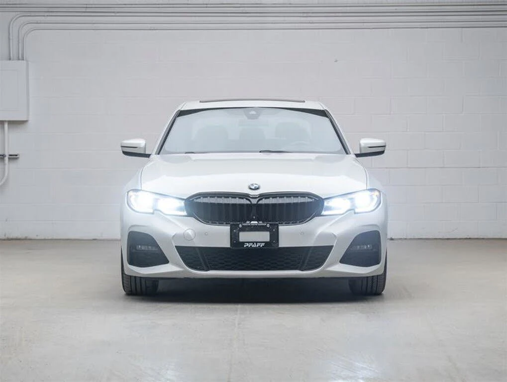 BMW 330 xDrive AWD АвтоКредит  (ЦЕНА ДО БГ) - изображение 2