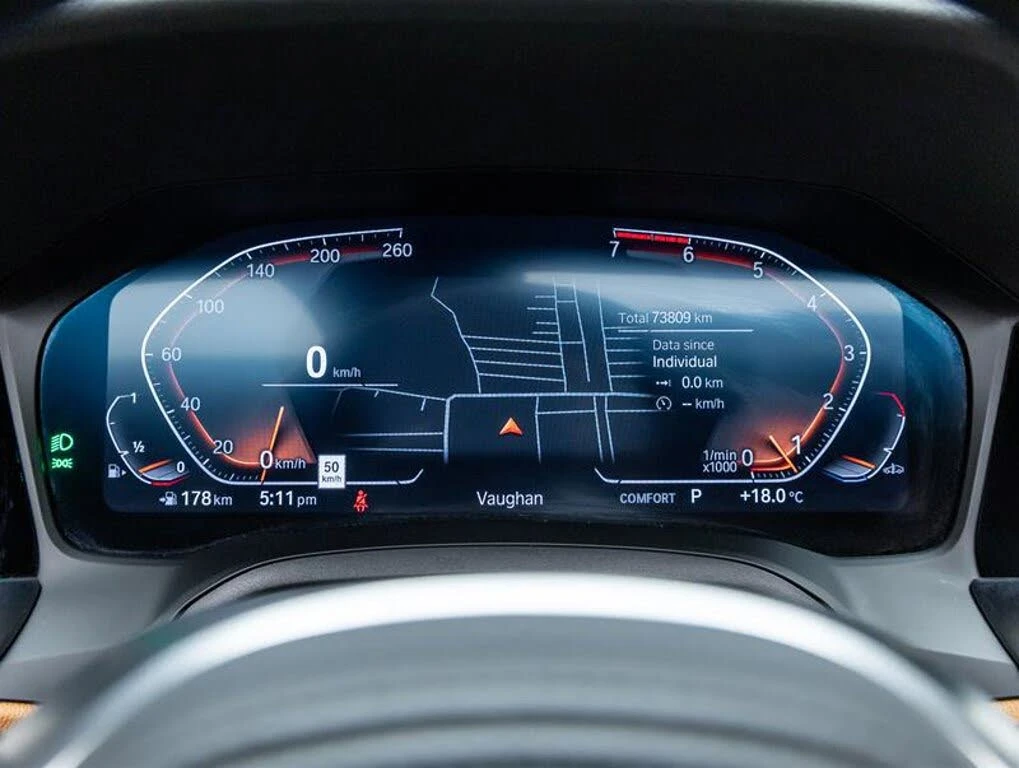 BMW 330 xDrive AWD АвтоКредит  (ЦЕНА ДО БГ) - изображение 8