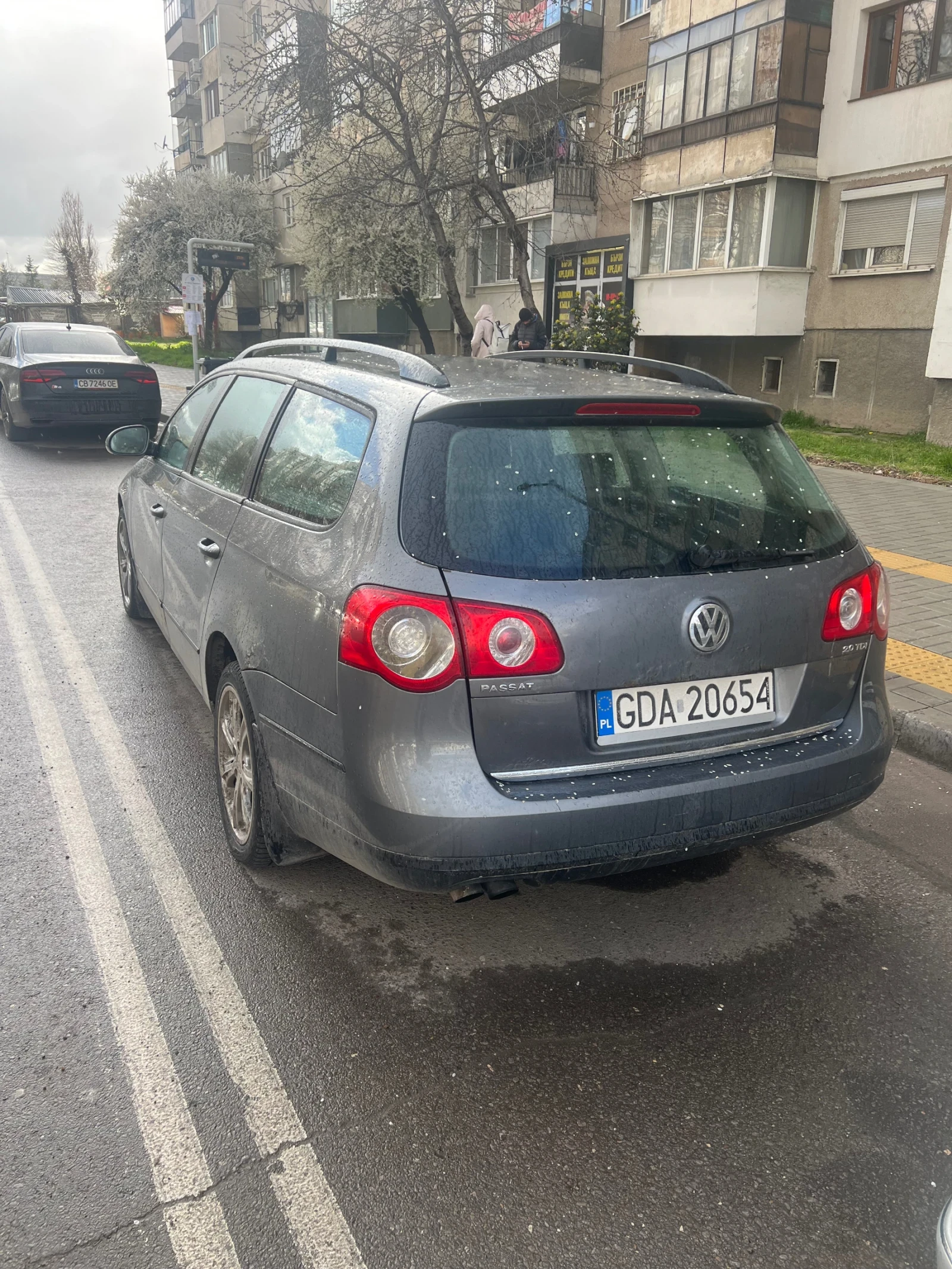 VW Passat 2.0TDI, снимка 3 - Автомобили и джипове - 54082049