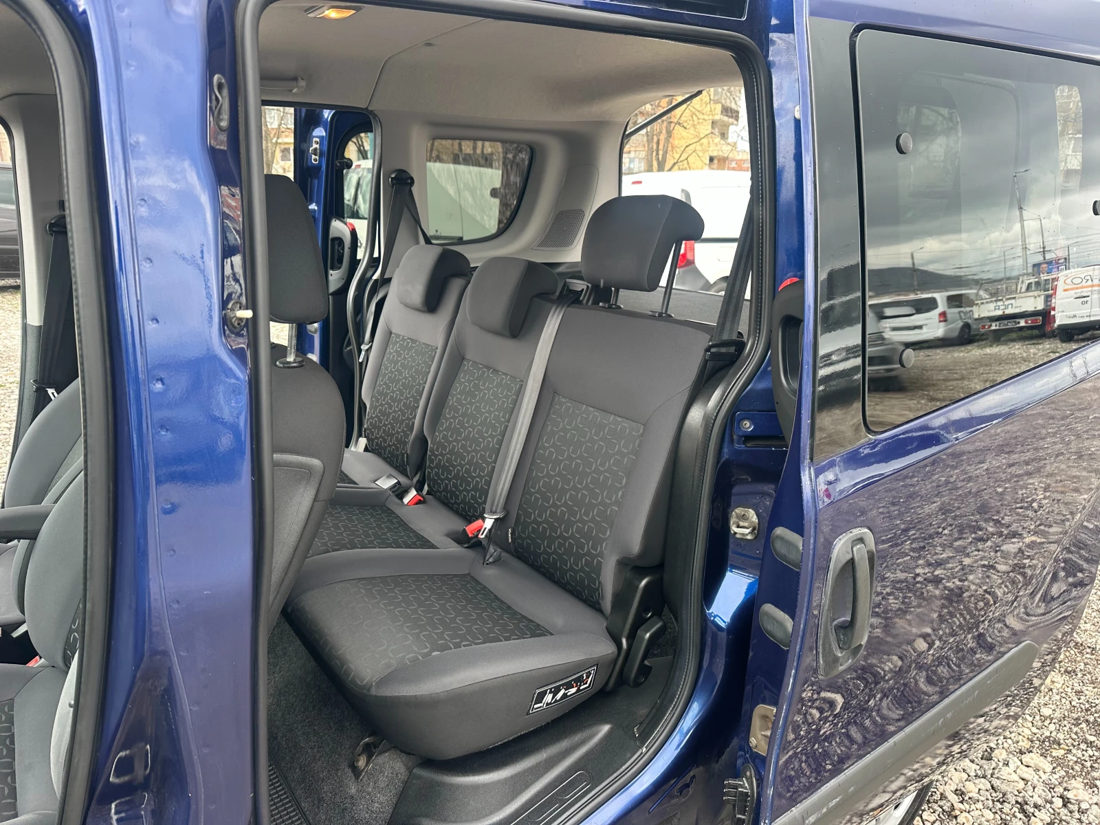 Fiat Doblo 1, 3Mjet 90kc, снимка 13 - Автомобили и джипове - 54090906