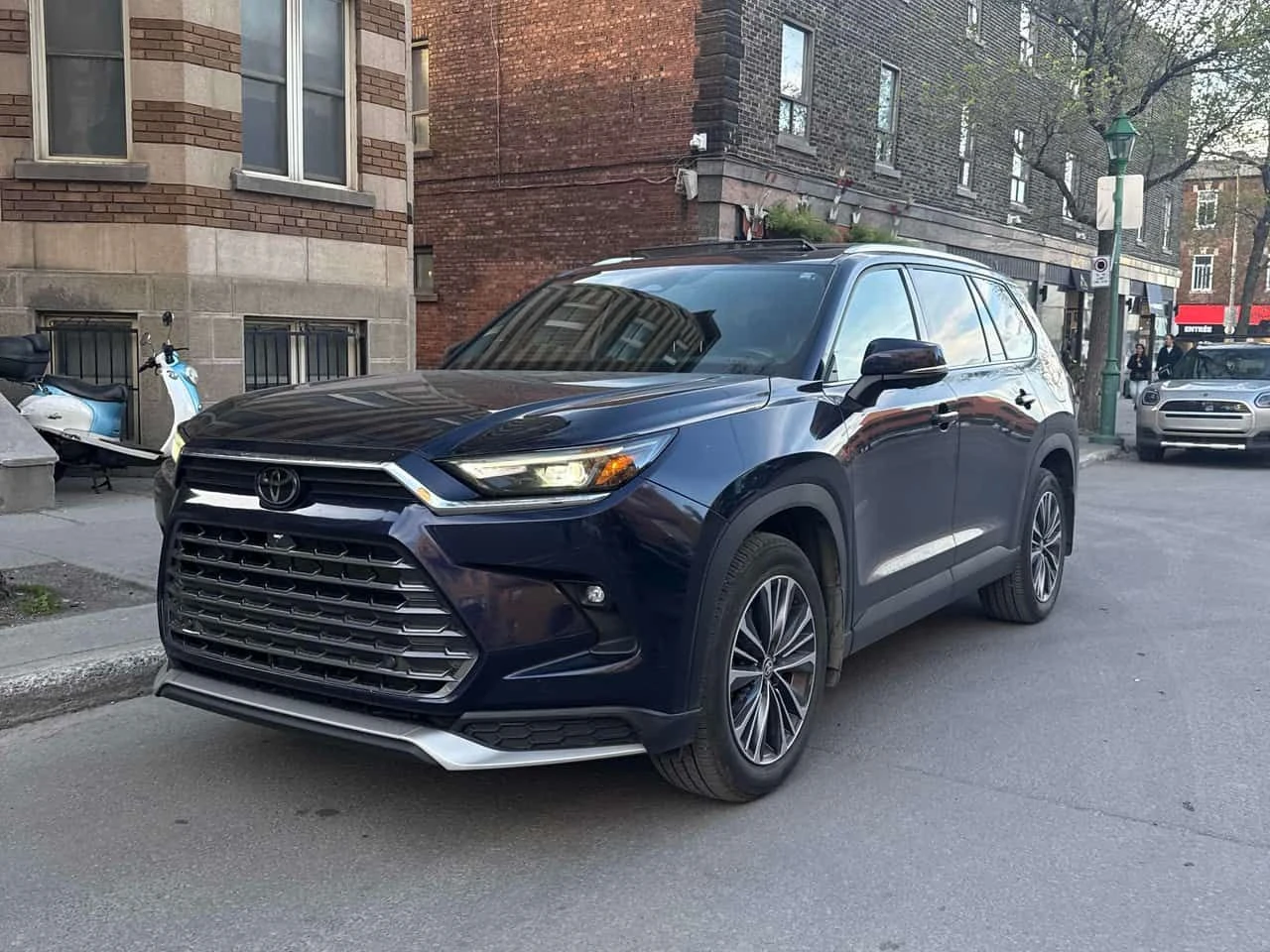 Toyota Grand Highlander Hybrid Platinum| DISTRONIC| 360| PANO| 2 КЛЮЧА