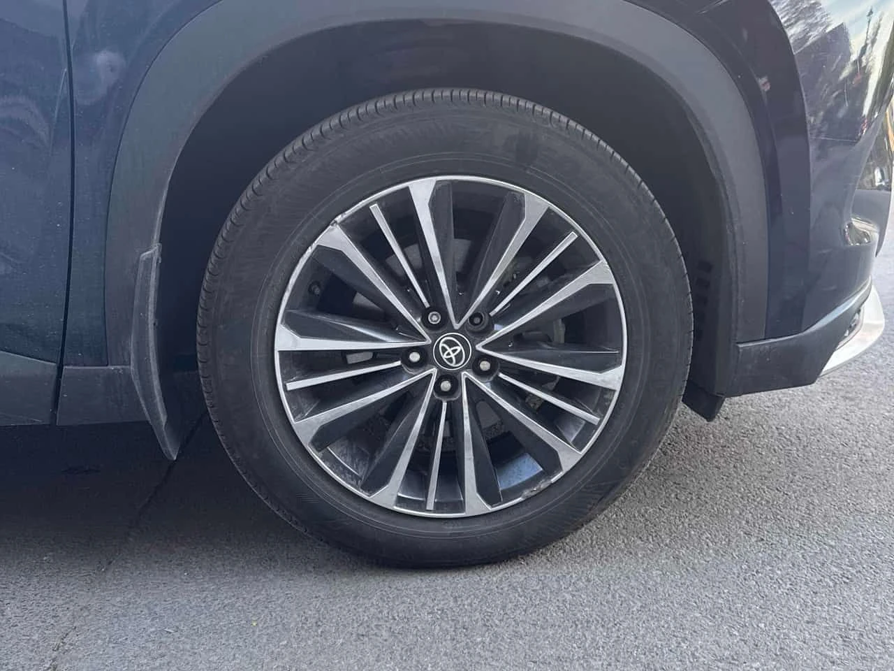 Toyota Grand Highlander Hybrid Platinum| DISTRONIC| 360| PANO| 2 КЛЮЧА, снимка 6 - Автомобили и джипове - 54545878