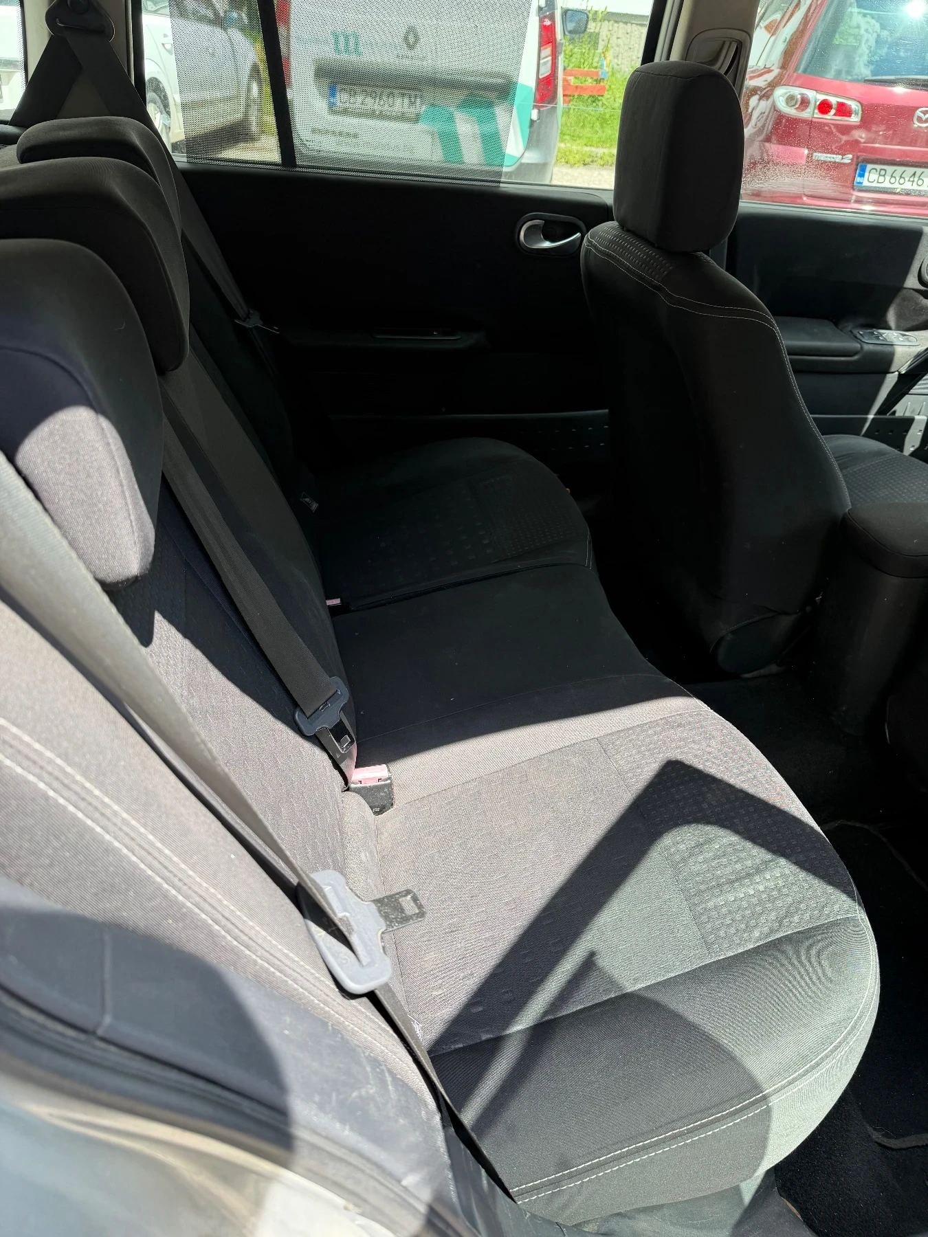 Renault Megane, снимка 6 - Автомобили и джипове - 54809200