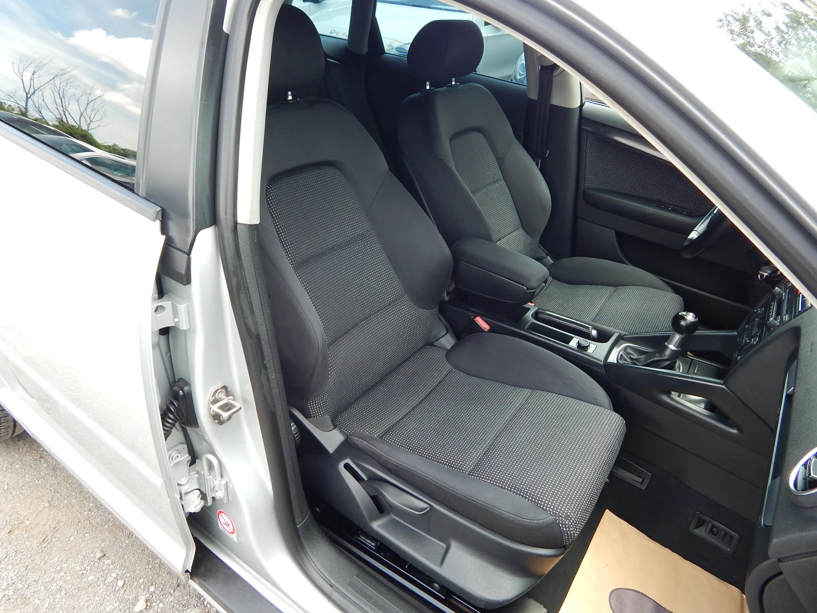 Audi A3 1.6i* 116k.* EURO4* , снимка 17 - Автомобили и джипове - 54822044