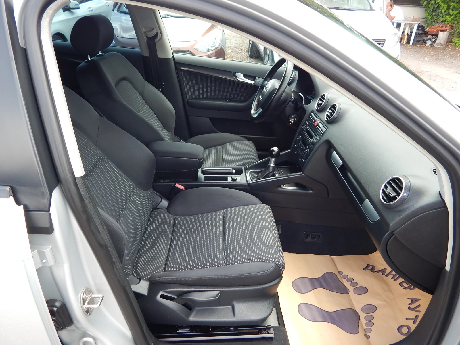 Audi A3 1.6i* 116k.* EURO4* , снимка 16 - Автомобили и джипове - 54822044