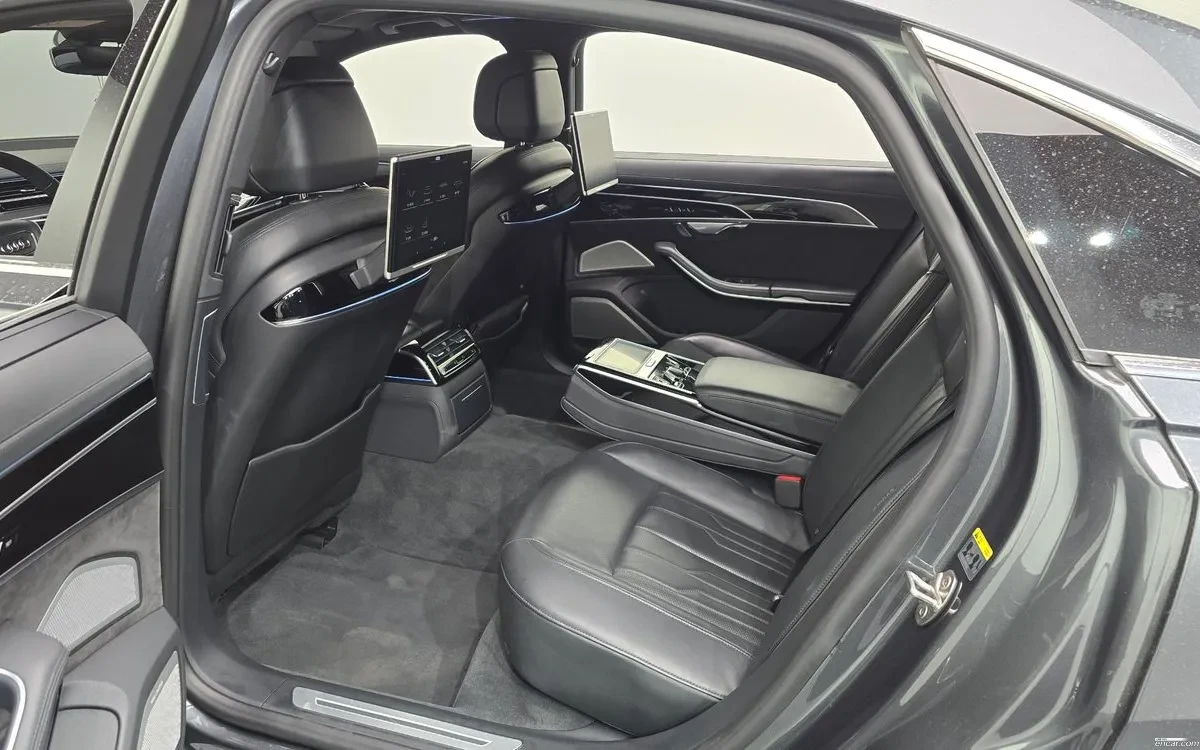 Audi A8 3.0 55TFSI Quattro, Distronic, HeadUP, Обдух., снимка 10 - Автомобили и джипове - 54836632