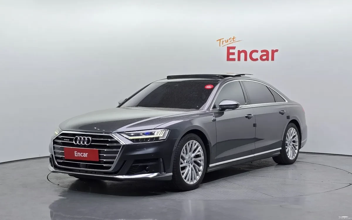 Audi A8 3.0 55TFSI Quattro, Distronic, HeadUP, Обдух.