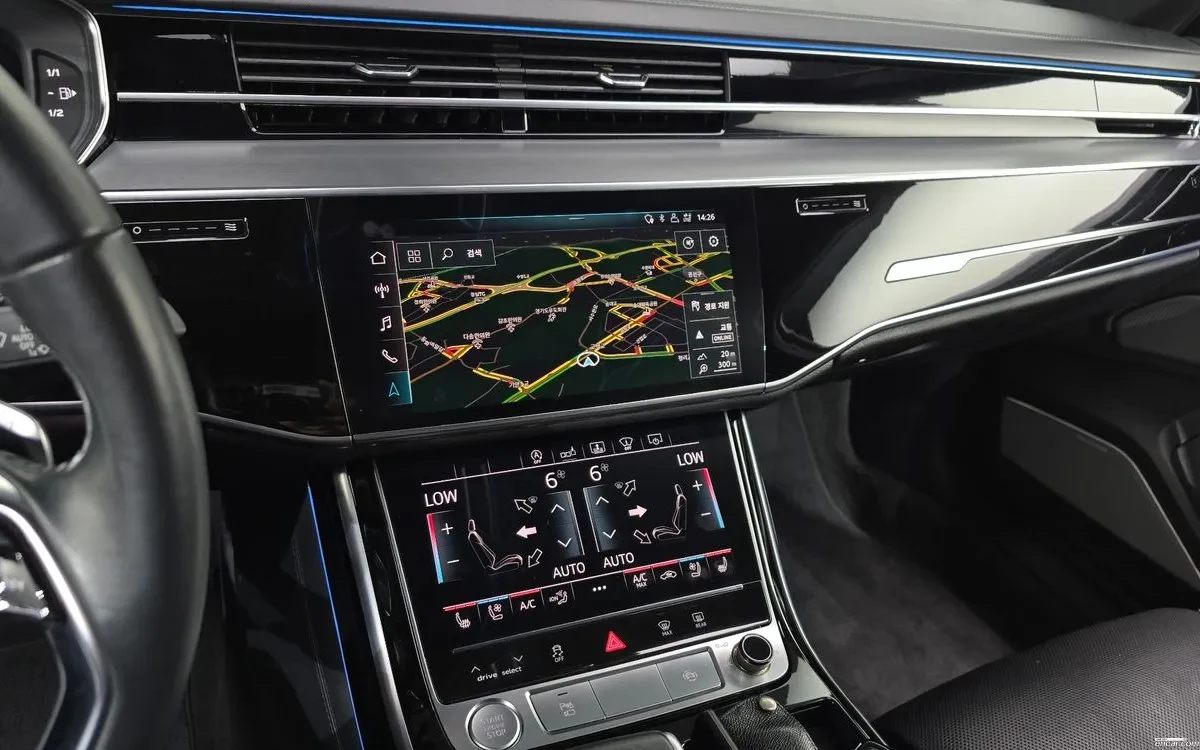 Audi A8 3.0 55TFSI Quattro, Distronic, HeadUP, Обдух., снимка 11 - Автомобили и джипове - 54836632