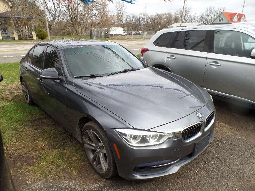 BMW 330 * 330i xDrive Sedan * CARFAX * ЦЕНА ДО БГ