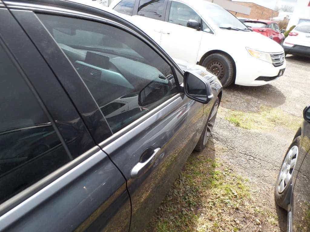 BMW 330 * 330i xDrive Sedan * CARFAX * ЦЕНА ДО БГ, снимка 10 - Автомобили и джипове - 54966416