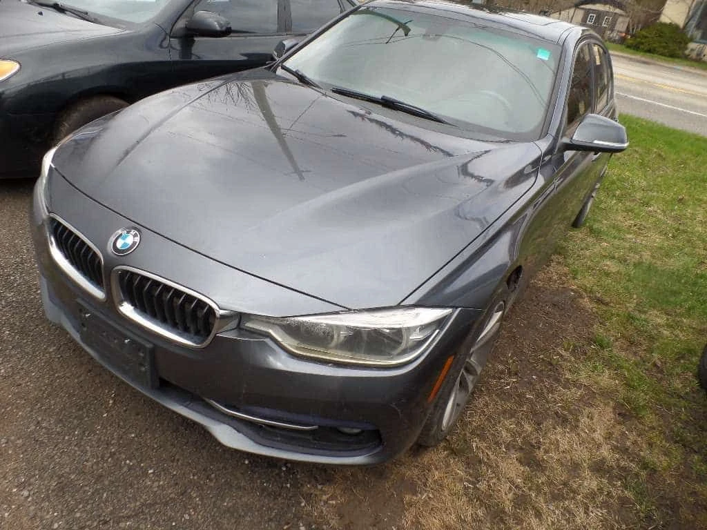 BMW 330 * 330i xDrive Sedan * CARFAX * ЦЕНА ДО БГ, снимка 6 - Автомобили и джипове - 54966416