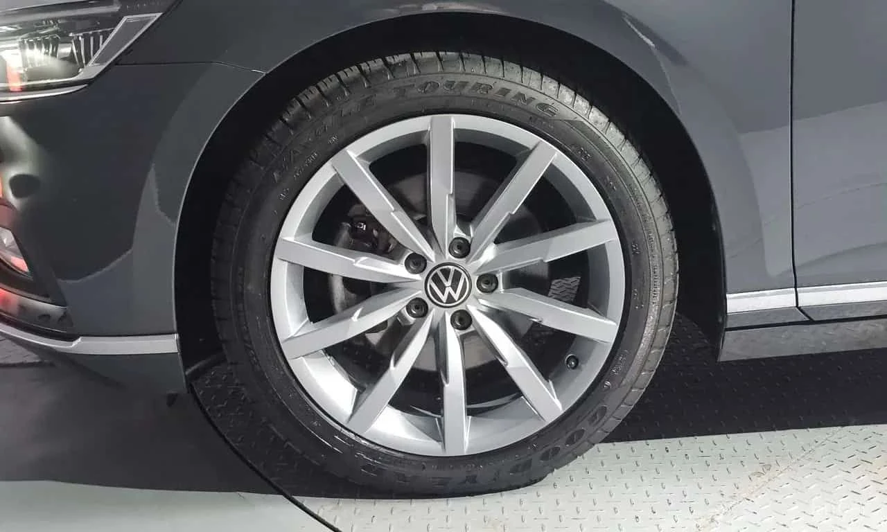 VW Passat * 2.0 TDI Prestige * ОПЦИЯ ЗА ФИНАНСИРАНЕ, снимка 5 - Автомобили и джипове - 55647387