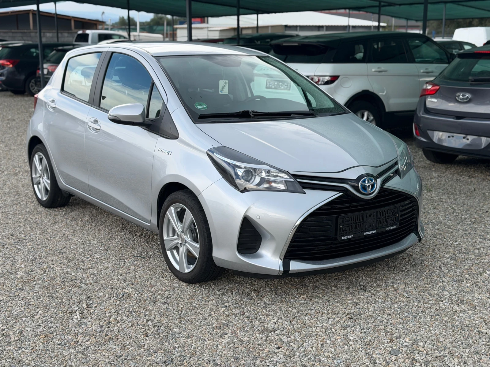 Toyota Yaris 1.5 hybrid/NAVI/EVRO6/