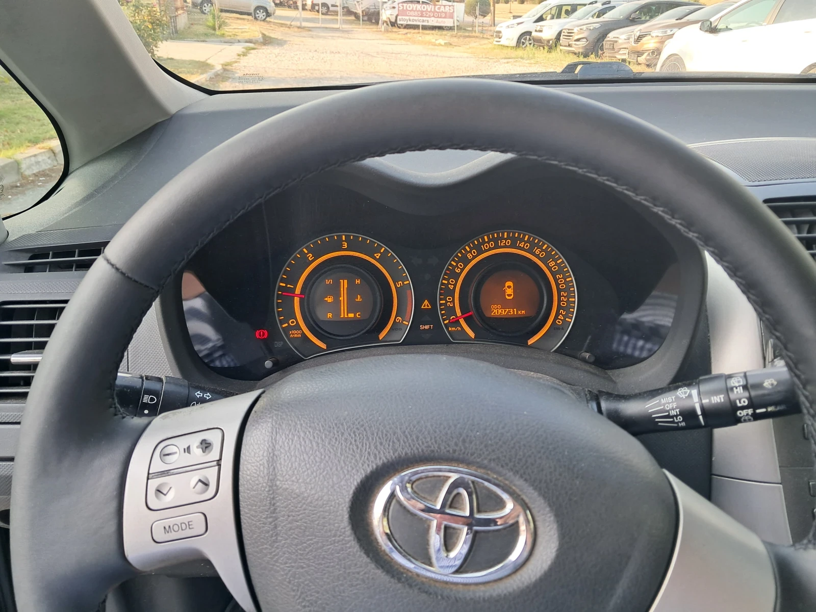 Toyota Auris 2.0 D4D 126 ks 6sk, снимка 12 - Автомобили и джипове - 55968791