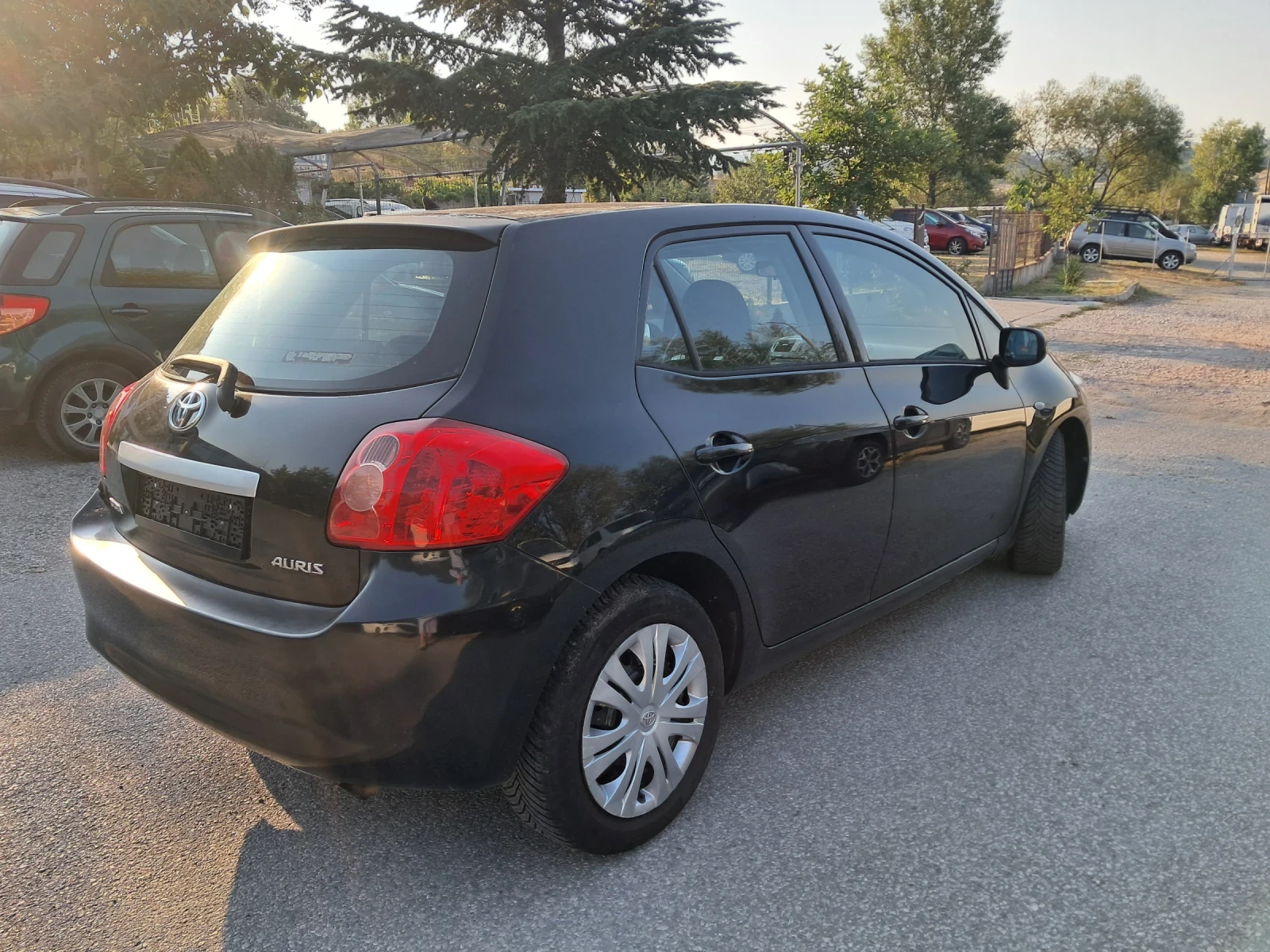 Toyota Auris 2.0 D4D 126 ks 6sk, снимка 5 - Автомобили и джипове - 55968791