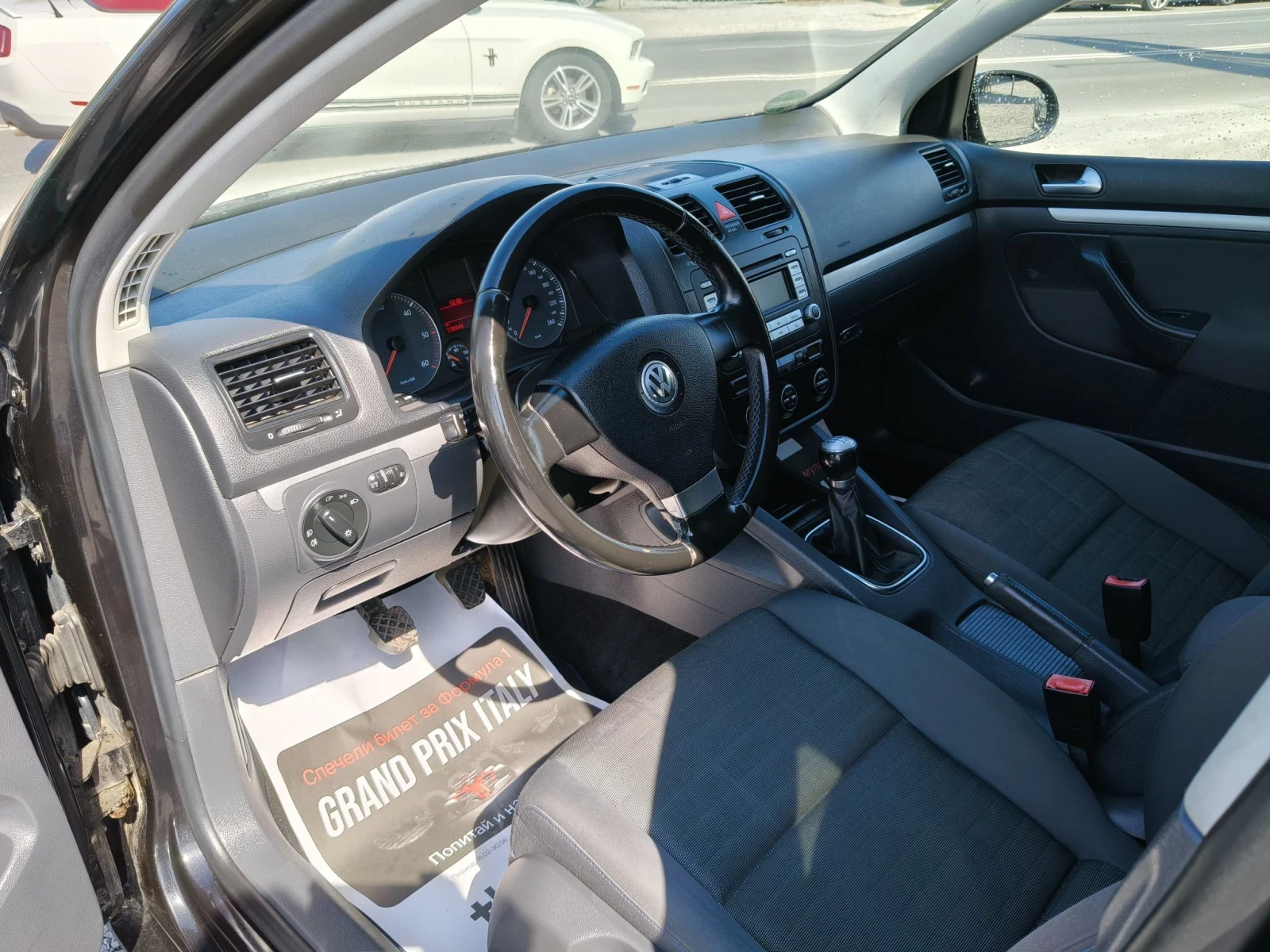 VW Golf 1.9TDI, снимка 8 - Автомобили и джипове - 56140495
