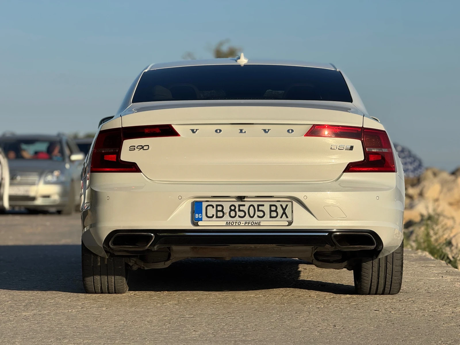 Volvo S90 D5 AWD INSCRIPTION, снимка 2 - Автомобили и джипове - 56217256