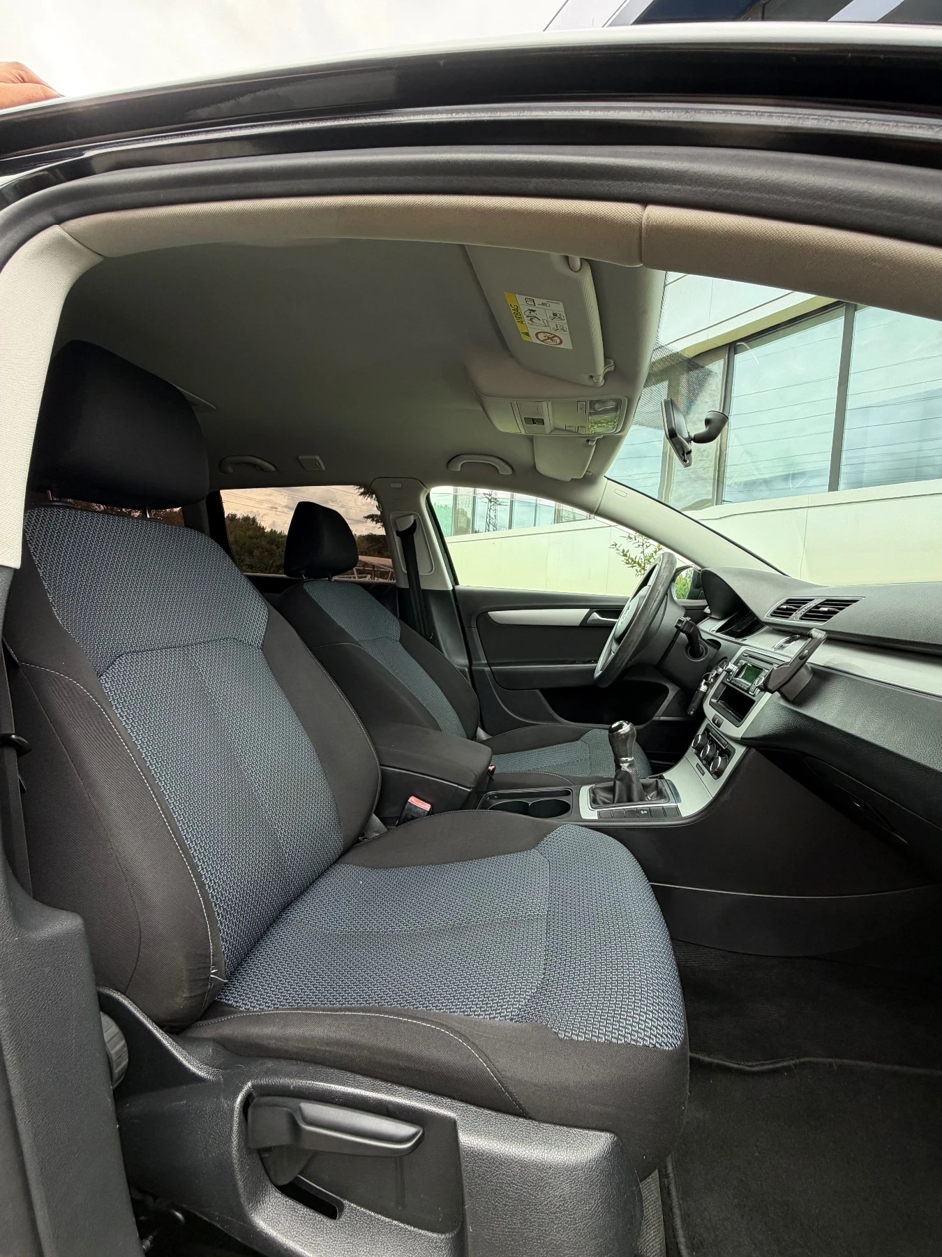 VW Passat 2.0 TDi 140 ps BlueMotion, снимка 12 - Автомобили и джипове - 56239517