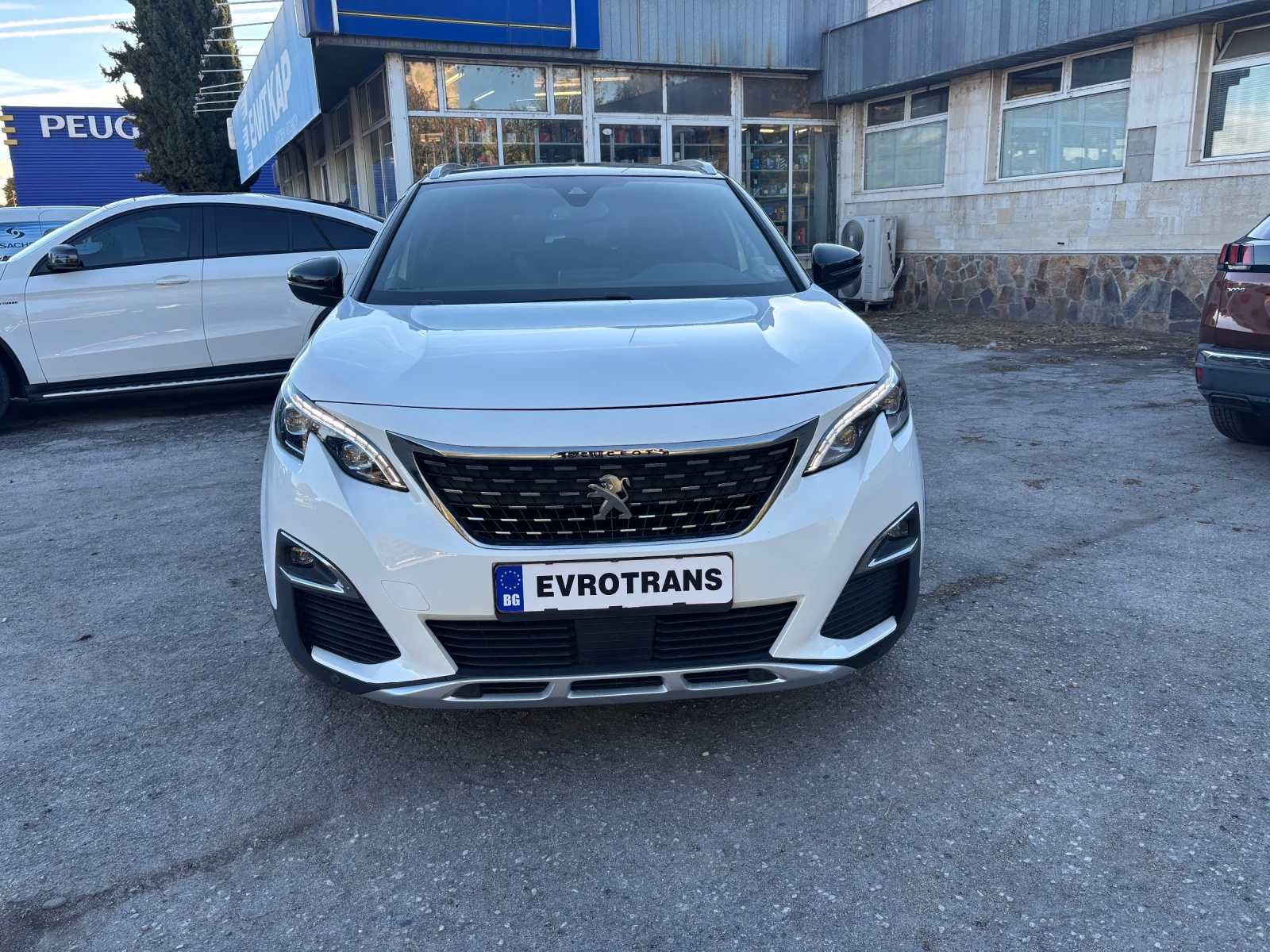 Peugeot 5008 1, 5 HDI  GT-line/ 7 места/Автомат/Нави/Камера/ТОП