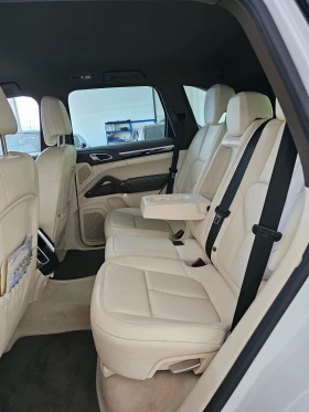 Porsche Cayenne 3.0d Platinum Edition - 18990 € / 37141.21 лв. - 30260778 12