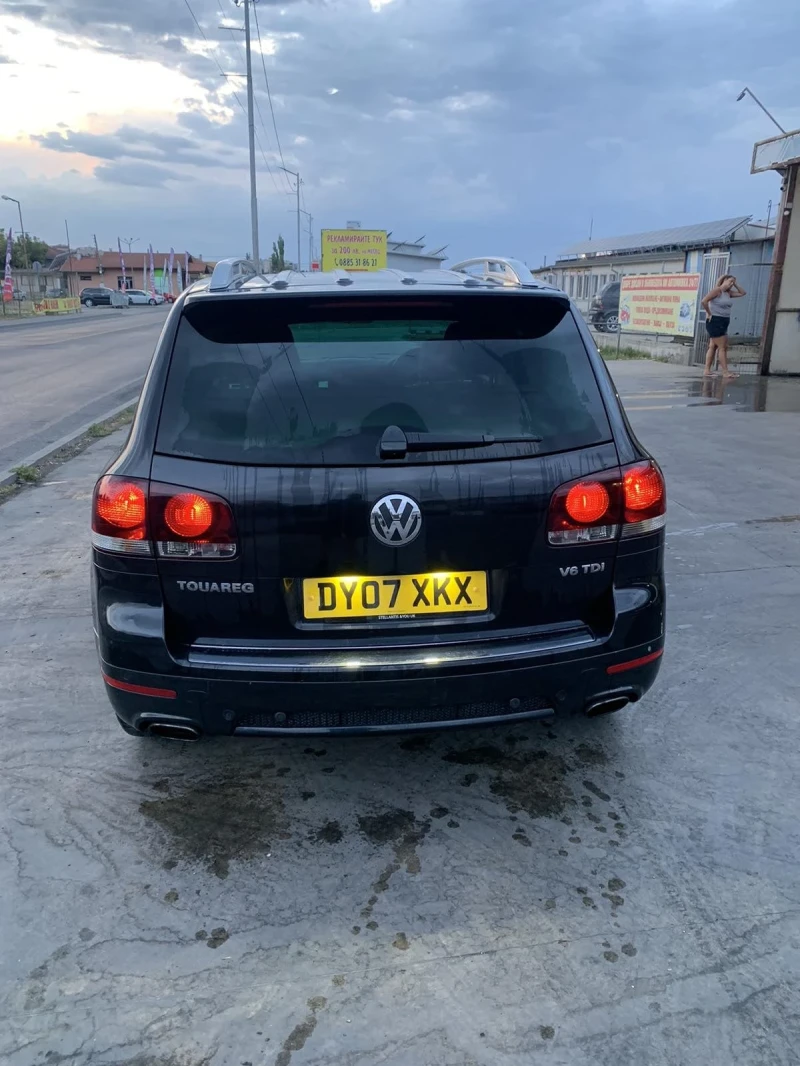 VW Touareg, снимка 3 - Автомобили и джипове - 47460910