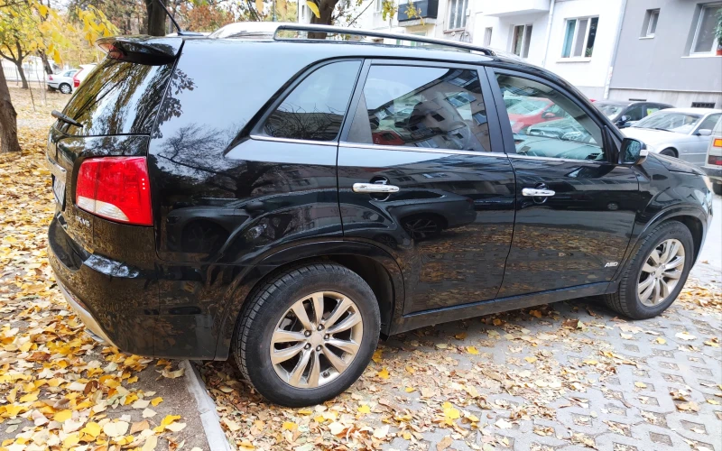 Kia Sorento 3.5 Sport, AWD, Газ, 7-местен, снимка 4 - Автомобили и джипове - 48338610