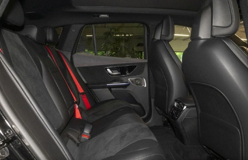 Mercedes-Benz EQE 43 SUV/AMG/4MATIC/HYPERSCREEN/BURM/PANO/CARBON/, снимка 13 - Автомобили и джипове - 52084326