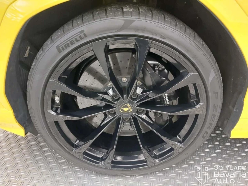 Lamborghini Urus B/O Sound System, снимка 17 - Автомобили и джипове - 52733623