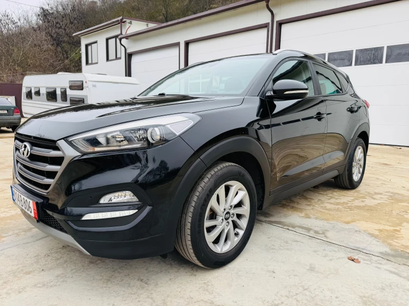 Hyundai Tucson * 2.0CRDI* PREMIUM* 4WD* NAVI* , снимка 3 - Автомобили и джипове - 52828347