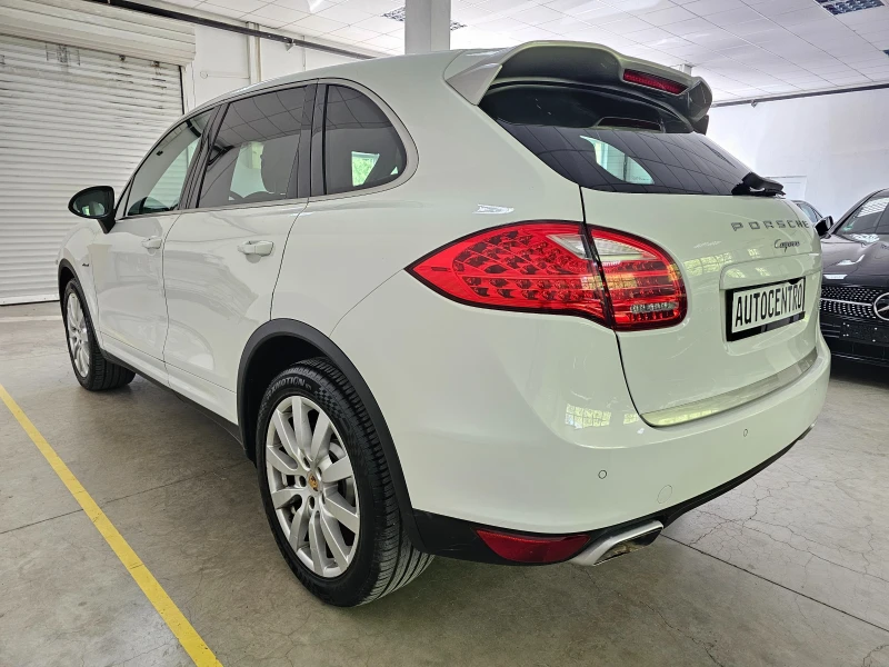 Porsche Cayenne 3.0d Platinum Edition, снимка 16 - Автомобили и джипове - 53418240