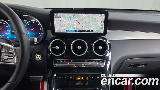 Mercedes-Benz GLC 220 d AMG 4MATIC Coupe| HEAD UP| DIST| ШИБЕ| ПОДГРЕВ, снимка 8 - Автомобили и джипове - 55903272