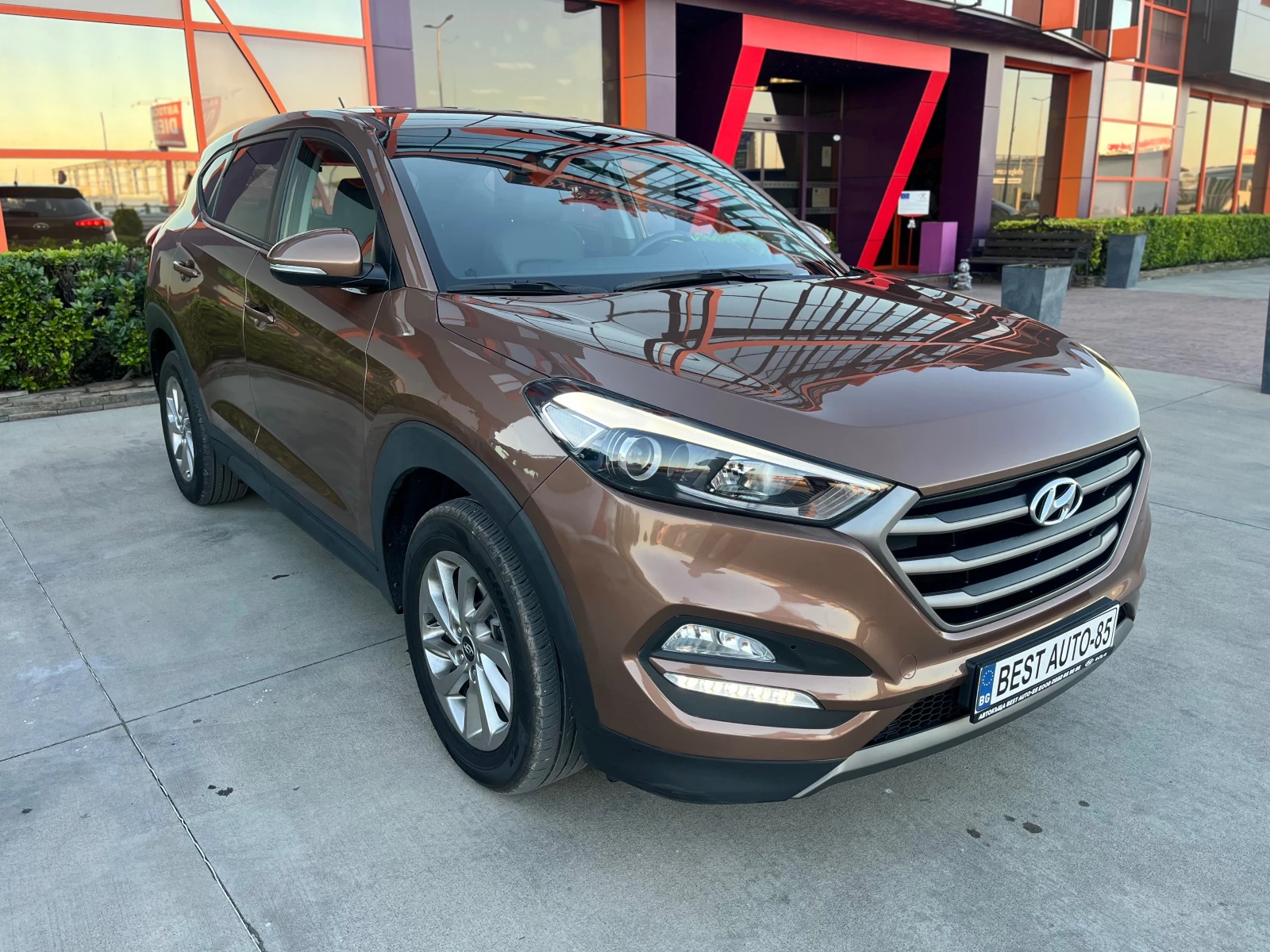 Hyundai Tucson 2.0 CRDI, 186 к.с.обдухване, Keyles go, Гаранция - изображение 3