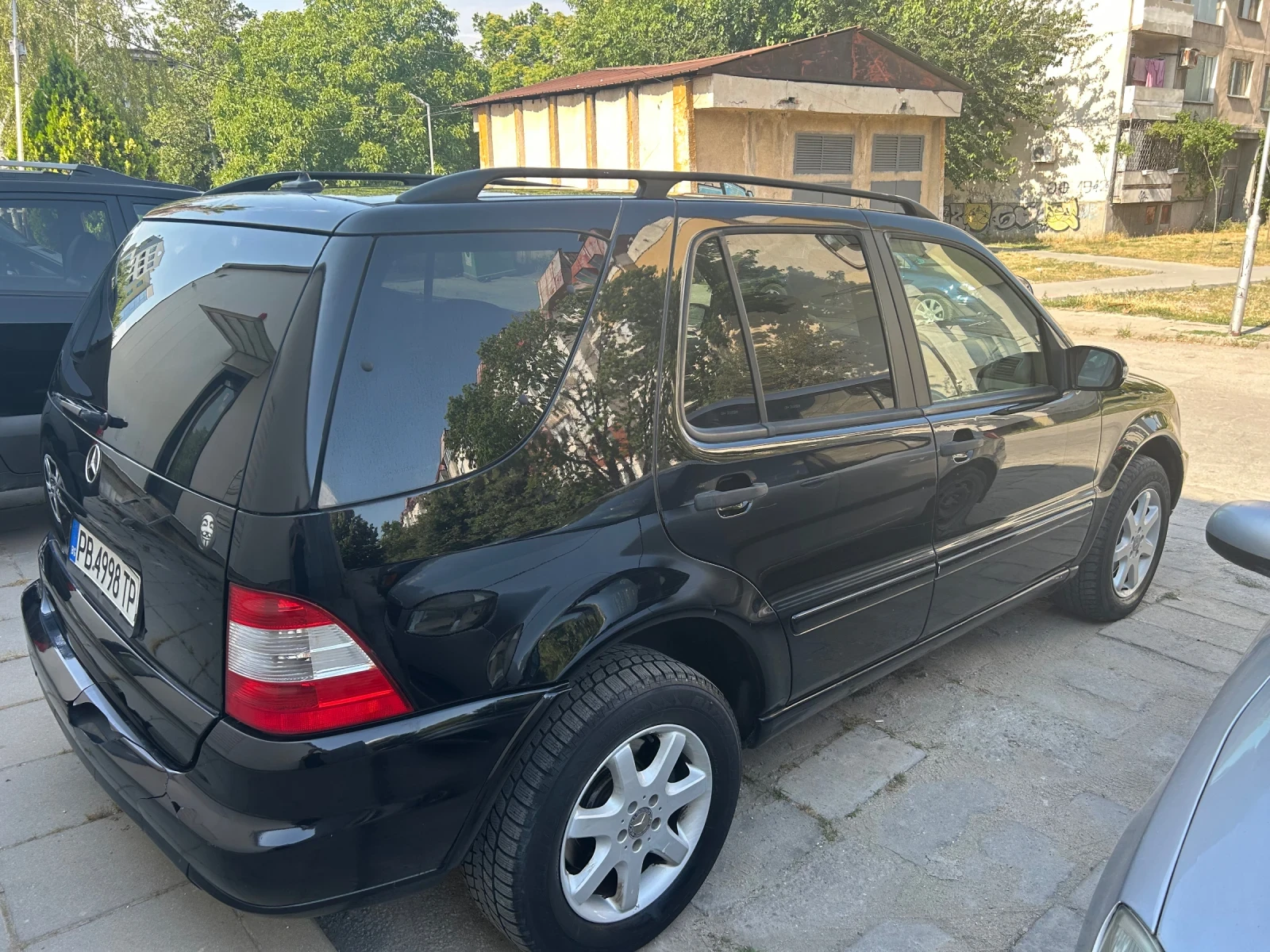 Mercedes-Benz ML 270  - изображение 8