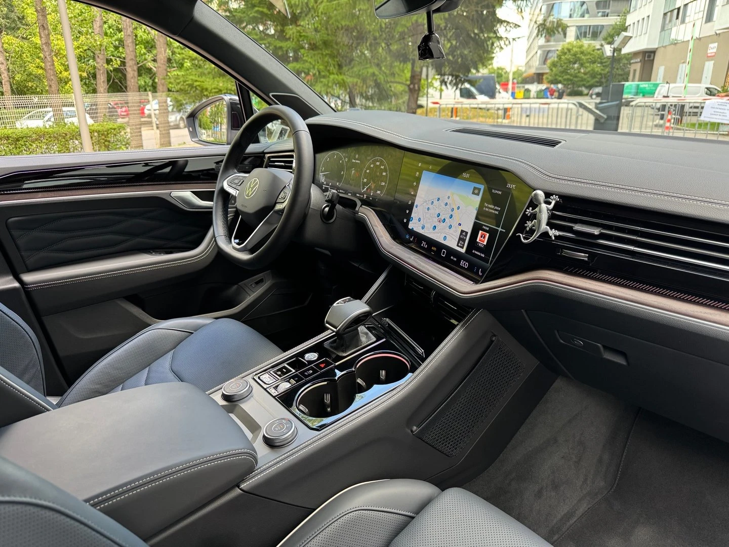 VW Touareg Elegance PA 3.0 V6 TDI SCR 4MOT - изображение 8