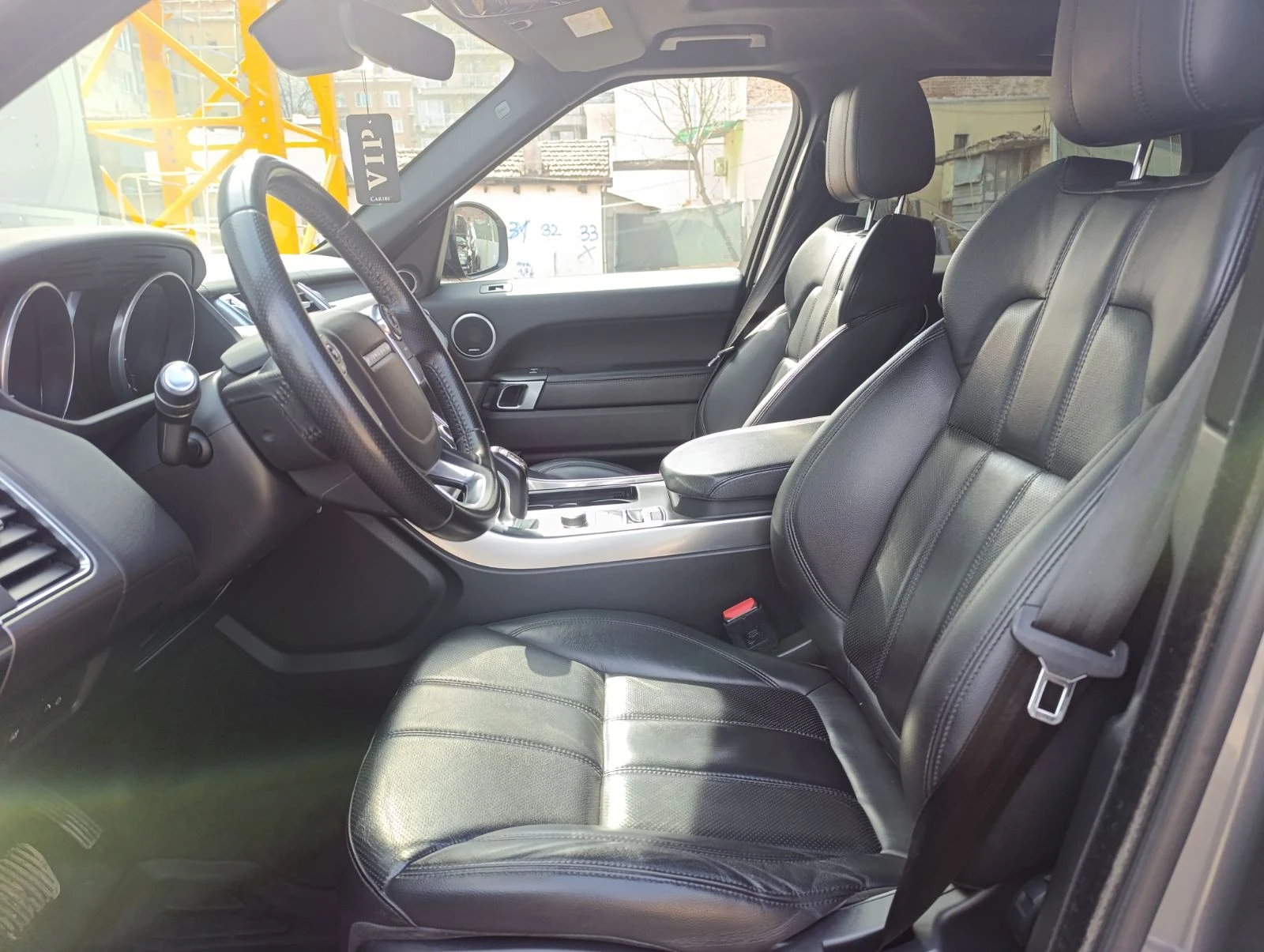 Land Rover Range Rover Sport SE 2.0TD Sd4, снимка 11 - Автомобили и джипове - 53706533